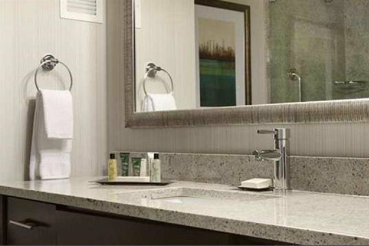 Hilton New York Jfk Airport Ξενοδοχείο Εξωτερικό φωτογραφία
